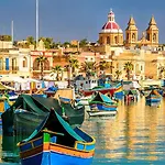 Traditional Maltese Townhouse With Roof Terrace Isla