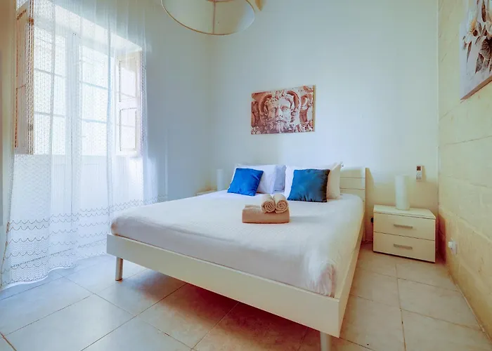 Traditional Maltese Townhouse With Roof Terrace