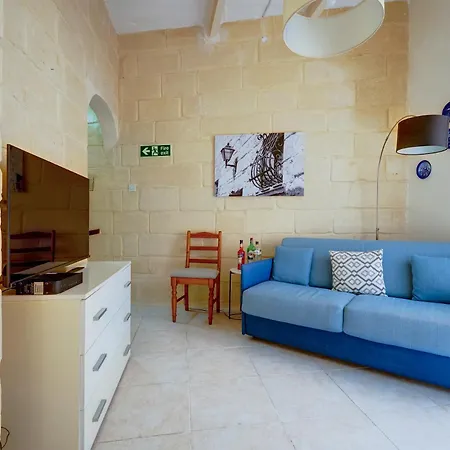 펜션 Traditional Maltese Townhouse With Roof Terrace *